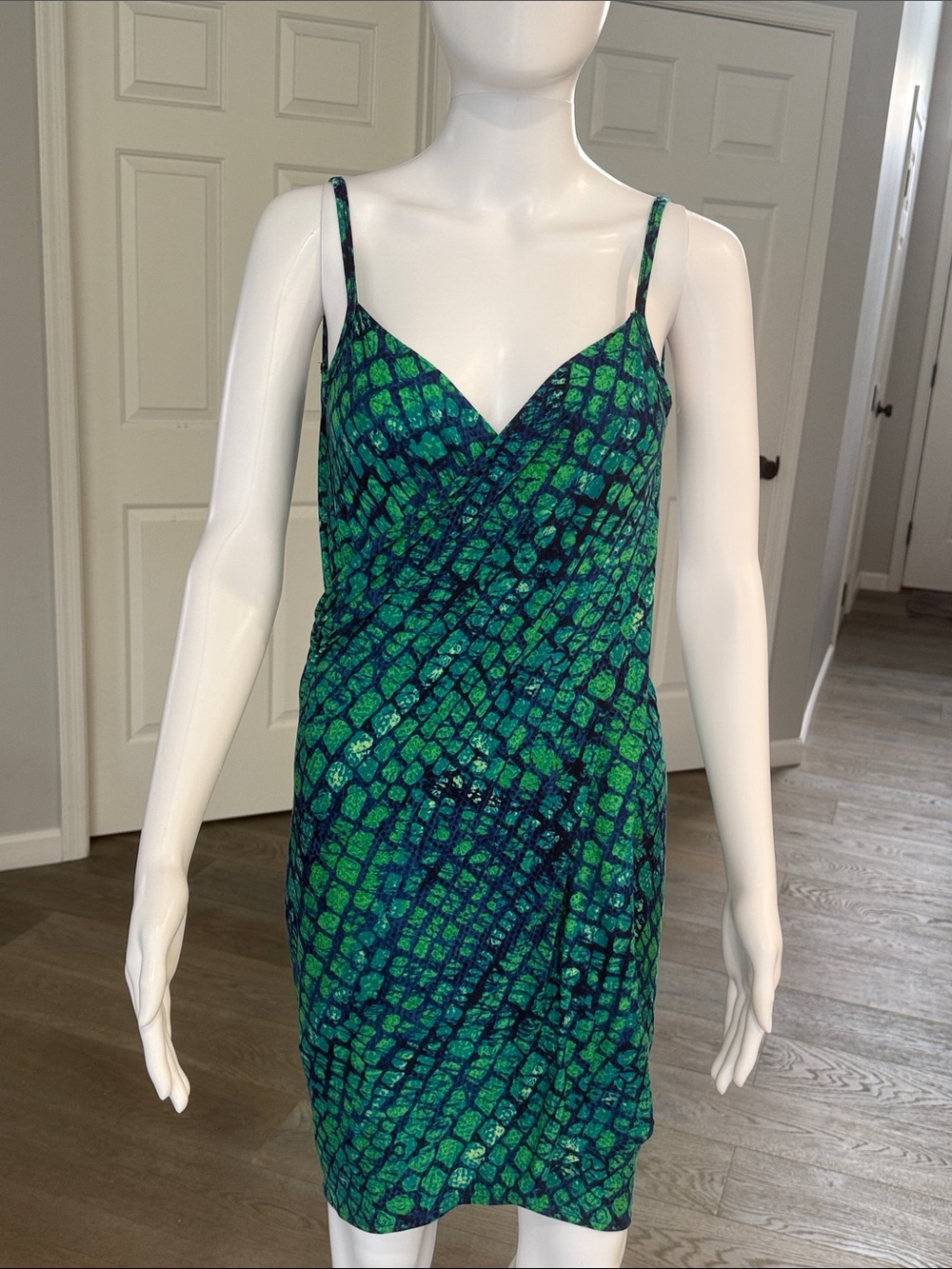 Victoria’s Secret Green & Teal 🐍Snake Print Spaghetti Strap Wrap Coverup Dress-S